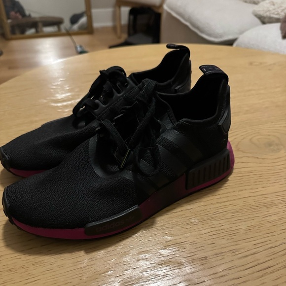 Black and maroon NMD’s - Picture 2 of 6